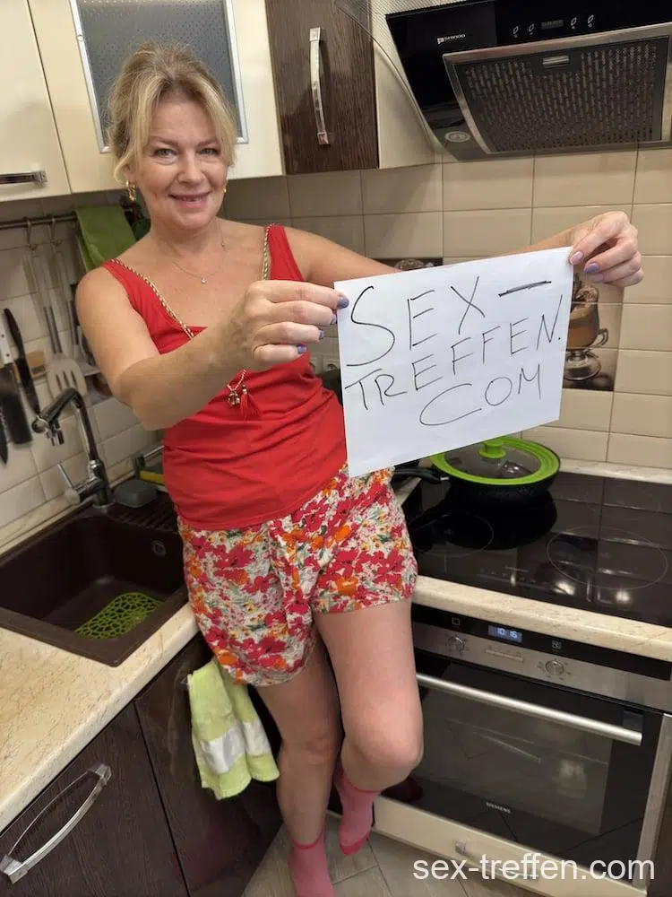 Bild 01 von reifer Dame für erotische Kontakte in Hamburg Erotische Kontakte in Hamburg zu Dame Bild 01